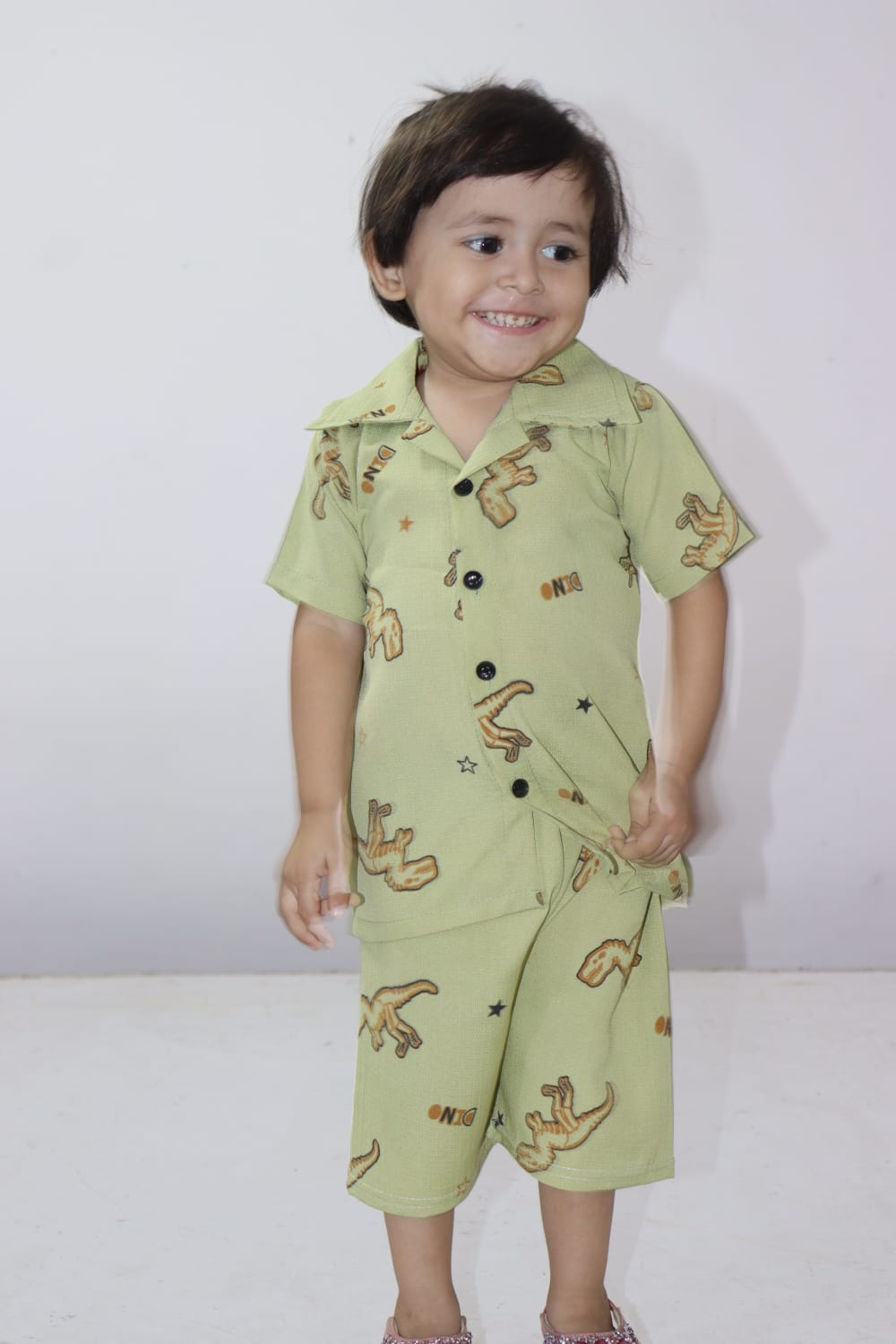 Vastraas Kids Cotton Dinasoor Print Summer Outfit 2 Combo Set, Short Sleeve (white,Camal)