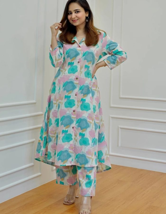 Vastraas Blue and Green Cotton Co-ord Calf-length Gown and Pant Set: Abstract Ethnic Motif Print, V-Neck, 3/4th Sleeves, Regular Fit || Coord set for Women and teenage girls